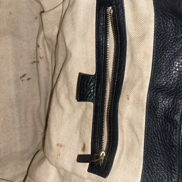 Black Gucci tote bag with gold hardware - Picture 7 of 15